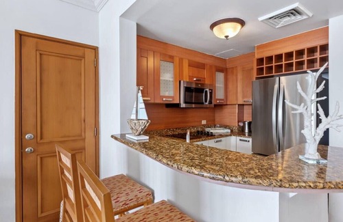 Puerta de Tierra Apartment | Cozy Mimosa Studio with Ocean View & Pool in Condado