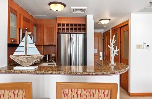 Puerta de Tierra Apartment | Cozy Mimosa Studio with Ocean View & Pool in Condado
