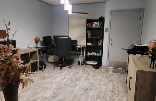 Baker House | Family-Friendly 2BR Retreat Near Park & Sports Facilities