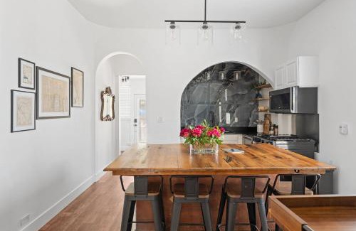 Downtown Reno House | Min From Unr, Downtown & Hospitals