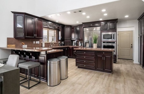 Paso Robles Villa | Hilltop Estate with Pool & Spa, Minutes to Downtown