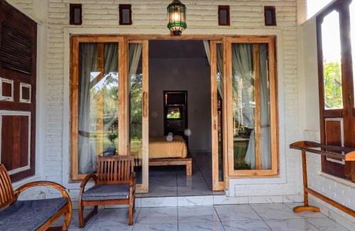 Tanjung Resort | Mina Tanjung Hotel: Oceanfront Bliss with Pool & Breakfast