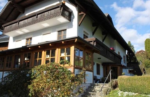 Altmuenster Apartment | Cozy Minabauer Apartment 1 with Private Pool & Pet Welcome