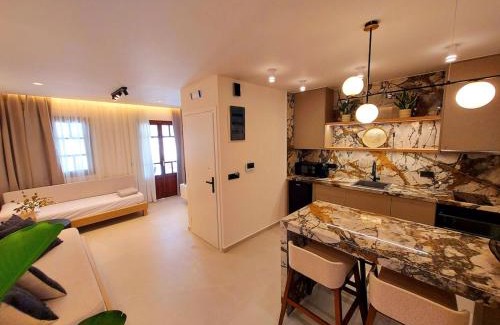 Old Town Rethymnon Apartment | Minares Luxury Suite