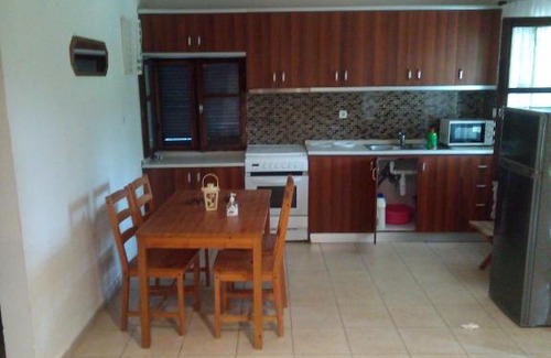 Sarti Apartment | Pet-Friendly Minas House with Ocean Views & Family Appeal
