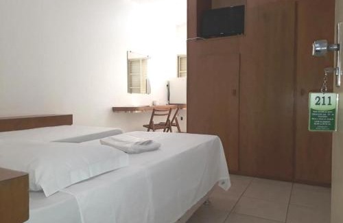 Belo Horizonte Hotel | Oceanfront Minas Palace Hotel with Pool and Breakfast