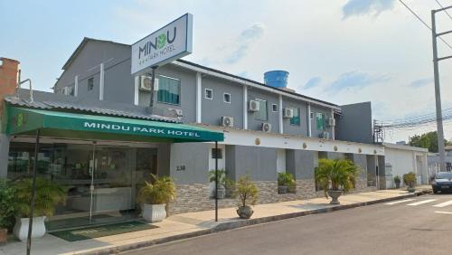 Parque Dez de Novembro Hotel | Discover Mindú Park Hotel: Pet-Friendly & Family-Oriented Stay