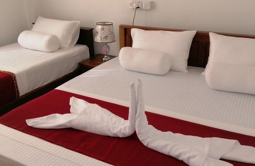 Anuradhapura House | Discover Mindana Residence: Family-Friendly and Accessible Stay