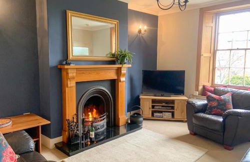 Barnard Castle House | Experience Miners Cottage: 4-Star Guest Rated Perfection