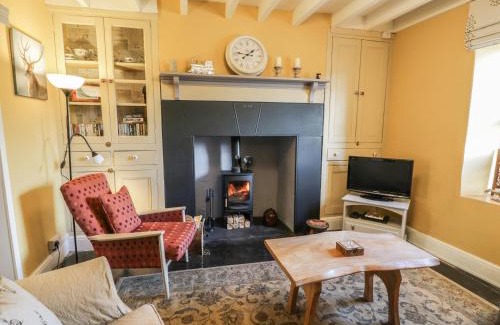 Rhiwbryfdir House | Pet-Friendly Retreat at Miners Cottage – Rated 9/10 by Guests