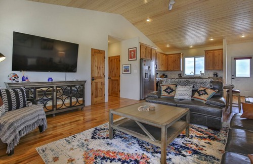 Taos House | Scenic Miners Haven with Amazing Views & Relaxing Hot Tub