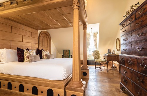 Ardnamurchan Peninsula Hotel | Exquisite Mingary Castle: Restaurant & Rooms Await You