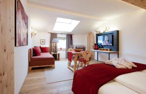 Kitzbuehel Hotel | Indulge at Minglers Sportalm - Gourmet Hotel with Spa & Pool