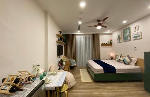 Van Giang Apartment | Relaxing Minh An Homestay with Oceanfront Views & Spa