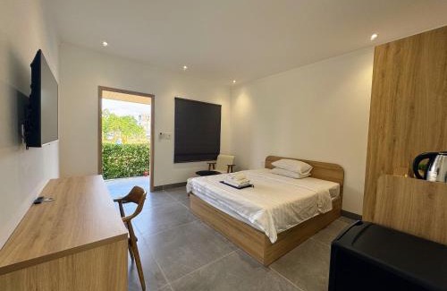 Phu My Hotel | Relax at Minh Hai Resort: Pool, Breakfast & Top-Rated Stay