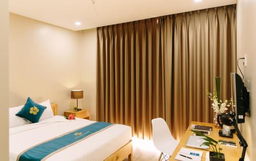Bao Loc Hotel | Minh Nhung Hotel: Family-Friendly Retreat with Breakfast