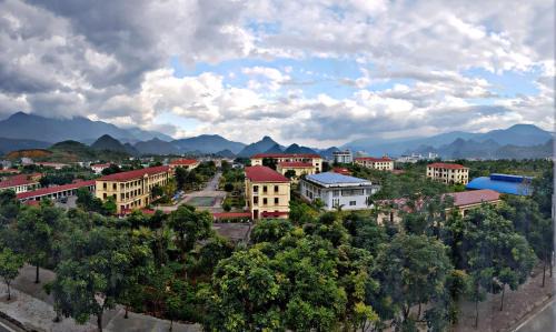 Lai Chau Hotel | Minh Sơn Hotel: Guest Rated 9/10 with Pet-Friendly Amenities