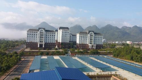 Lai Chau Hotel | Minh Sơn Hotel: Guest Rated 9/10 with Pet-Friendly Amenities