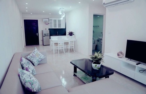 Bai Chay Apartment | Minh Tam City Apartment: Relax in Ha Long with Spa Services