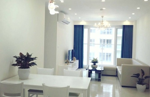 Bai Chay Apartment | Minh Tam City Apartment: Relax in Ha Long with Spa Services