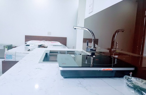 Phuoc Long Apartment | Cozy Mini Apartment with Kitchen and Scenic Views