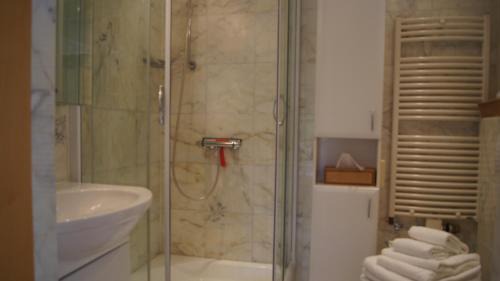 Rantum House | Cozy Mini Beach House with Breakfast & Pet-Friendly Stays