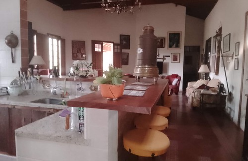 Braganca Paulista House | Peaceful Mini Chacara in Bragança Pta with Pool Access