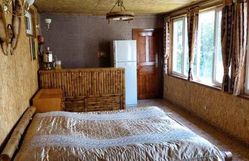 Dilijan Apartment | Cozy Mini Cottage - Ideal for Families and Pets