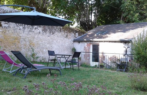 Beaugency House | Top-Rated Mini Gite Les Marais in Beaugency Awaits You