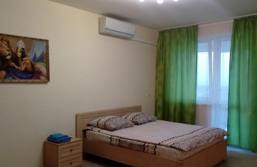 Yekaterinburg Hotel | Cozy Mini Hotel Four Rooms with Kitchen & Wheelchair Access