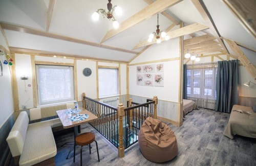 Velikiy Ustyug Hotel | Unbeatable Comfort at Mini Hotel HappyInn with Hot Tub