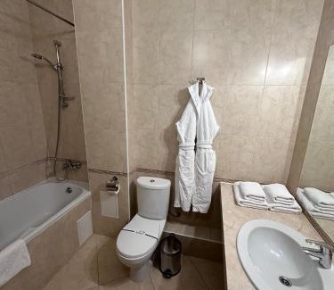 Petrovskoye Hotel | Mini-Hotel in Kharkiv