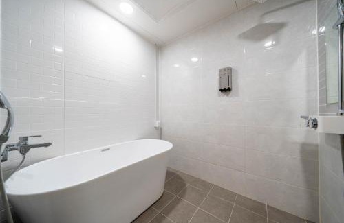 Eumseong Hotel | Mini Hotel