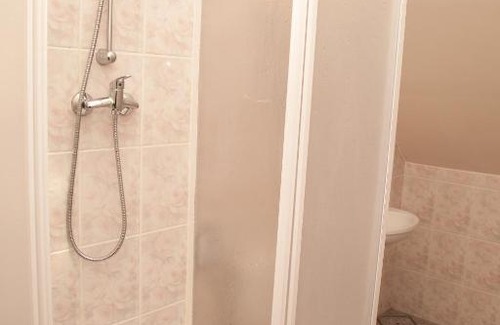 Svetlogorsky District Hotel | Cozy Mini-Hotel on Podgornaya 20 - Pet-Friendly Comfort