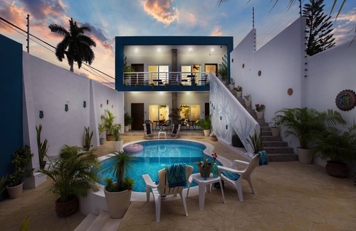 Colonia Centro Villa | Oceanfront Retreat: Free H2O, Organic Coffee & 10/10 Rating