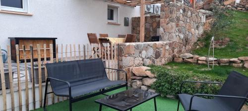 Solenzara Apartment | Cozy Mini Villa with Ocean View - Guest Rated 9.7/10