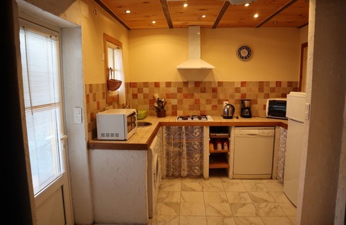 Bravone Villa | Cozy Mini Villa with Courtyard and Sea Access