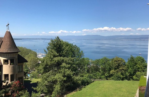 Thonon-les-Bains Apartment | Direct Port Access: Cozy Miniloft with Ocean View & Pool