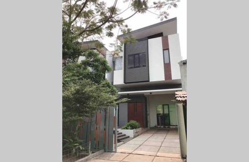 Jakarta House | Minima Residence: Guest Rated 8.7/10 for a Memorable Stay