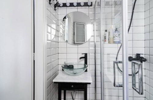 Zografos Apartment | Budget-Friendly Minimal Athens Apartment for Child-Friendly Stays
