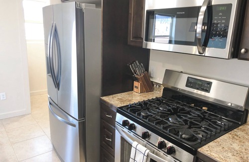 Moab South Valley House | Modern 2 Bedroom Retreat with Pool Near Popular Parks
