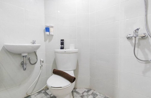 Semarang Apartment | Cozy Studio with Breakfast and Kitchen at Amartha View