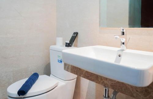 Cikini Apartment | Inviting Studio Apartment at Menteng Park with Pool Access