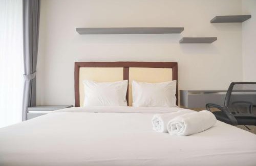 Pantai Indah Kapuk Apartment | Stylish Studio at Gold Coast Apartment by Travelio