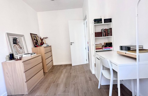 Castello de la Plana Apartment | Serene Retreat: Ideal for Couples and Small Families