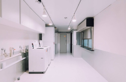 Minami Apartment | Minimalist Loft 702
