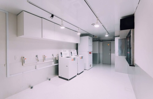 Minami Apartment | Minimalist Loft 702