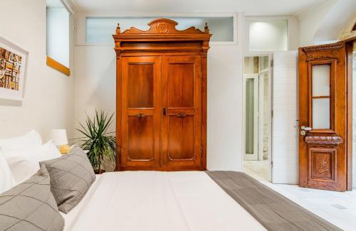 Archanes Villa | Stylish Minimalist Stone Country House - Guest Rated 9.8