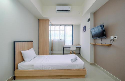 Pondokcina Apartment | Modern Studio Room at Evenciio Margonda with Pool Access