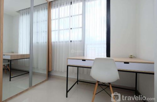 Pondokcina Apartment | Modern Studio Room at Evenciio Margonda with Pool Access